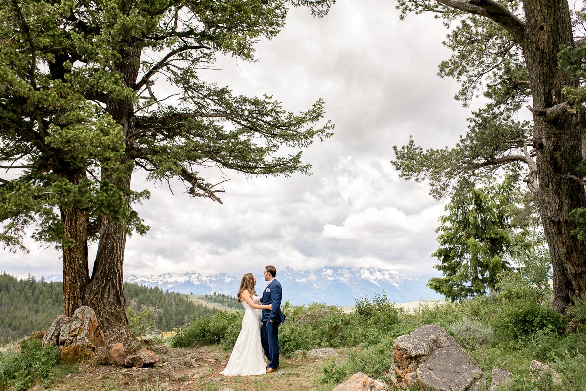 Noel and Dirk's Jackson Hole wedding with ceremony at the Wedding Tree in Bridger Teton National Forest and reception at the Bentwood Inn in Wilson, Wyoming. Photography by wyoming wedding photographer, Megan Lee Photography.